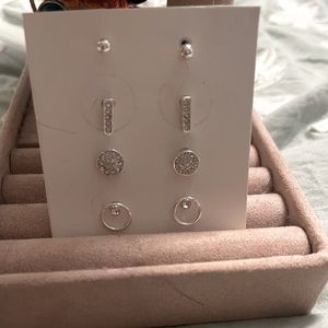 Pack of earring